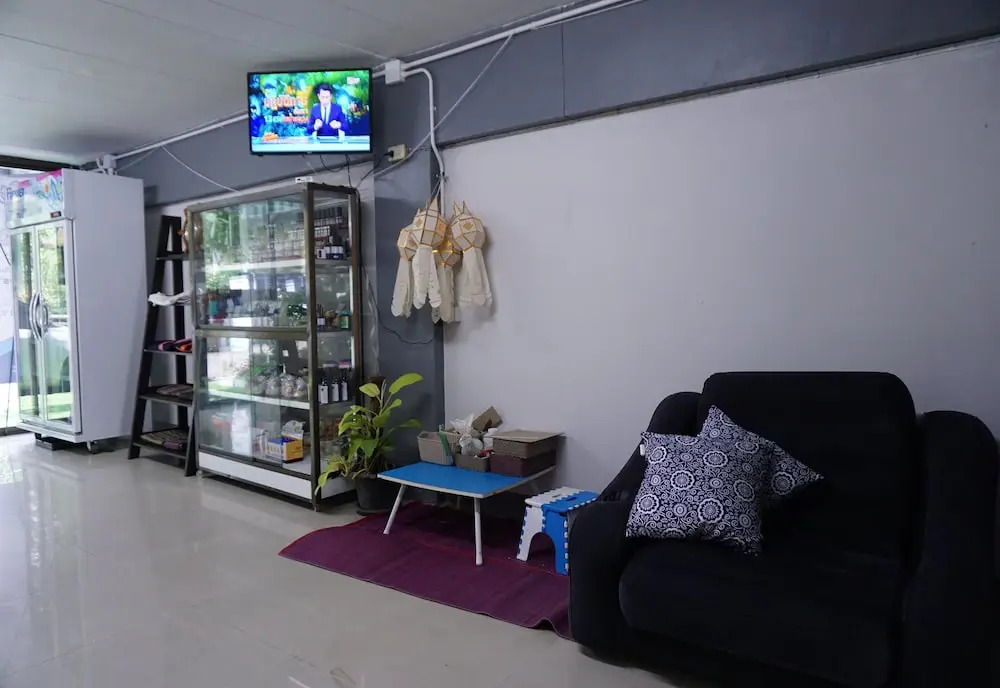 OYO 723 Lamphun Hostel