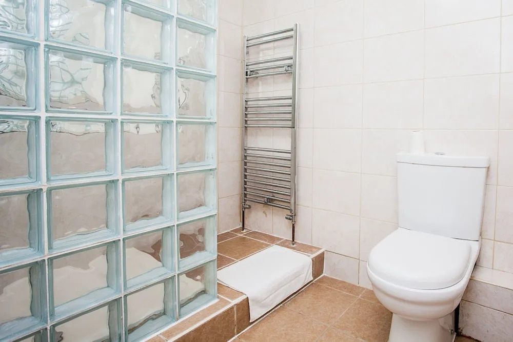 Bright &Spacious Family Home near London Bridge