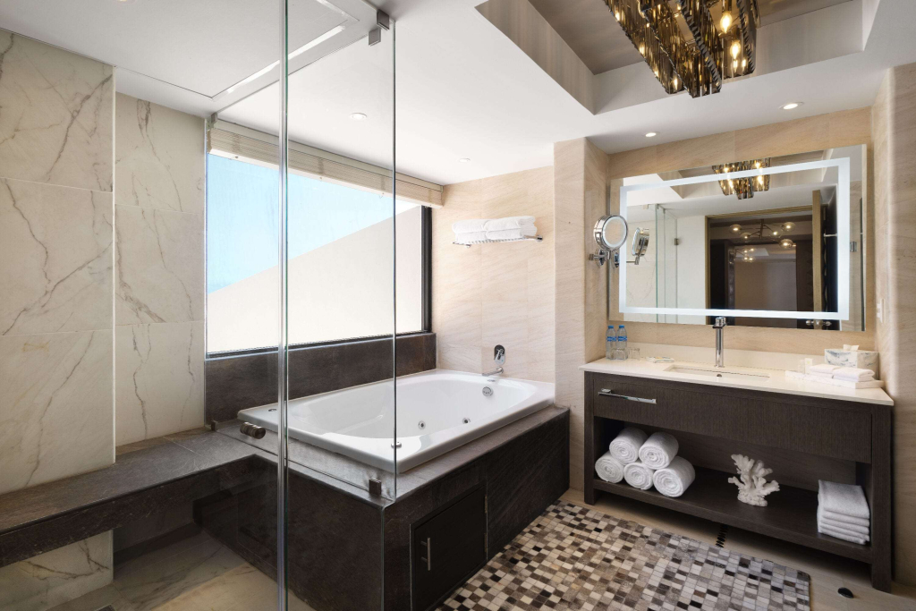 Wyndham Grand Cancun All Inclusive Resort & Villas