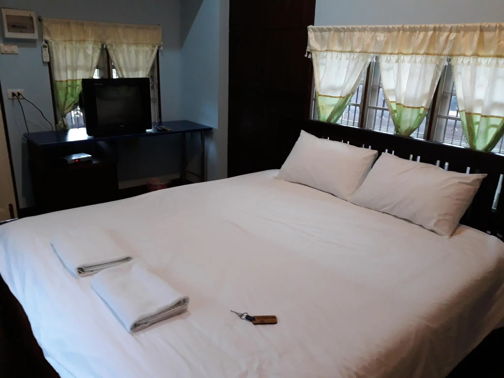Tawan Shine parkview Resort