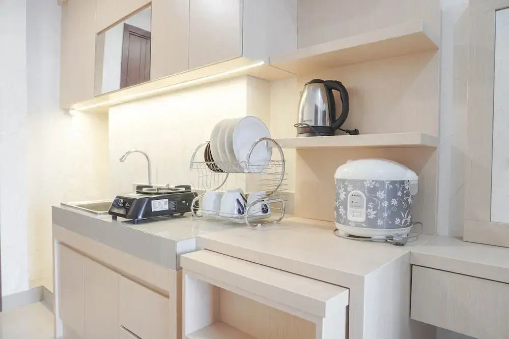 Comfort And Warm 2Br At Parkland Avenue Apartment