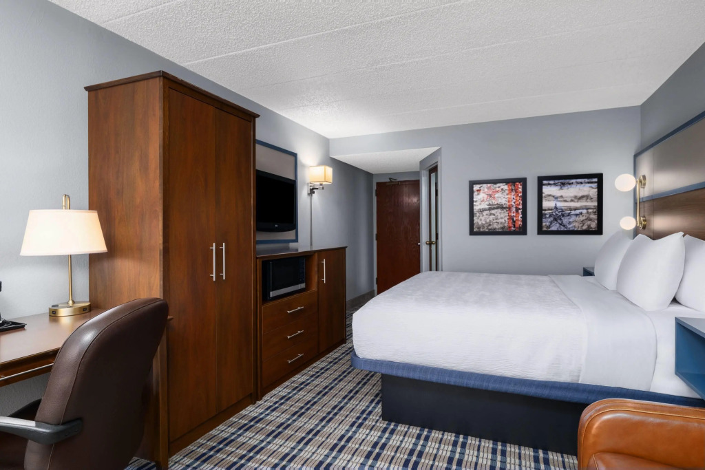 AmericInn by Wyndham Madison West