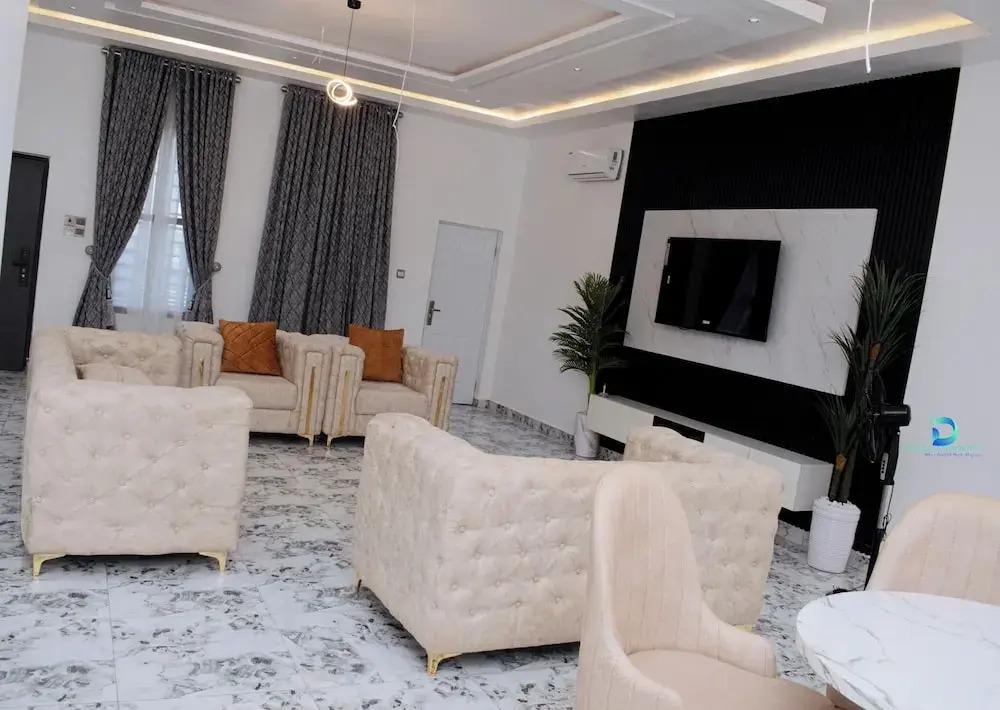 Deosea Apartments