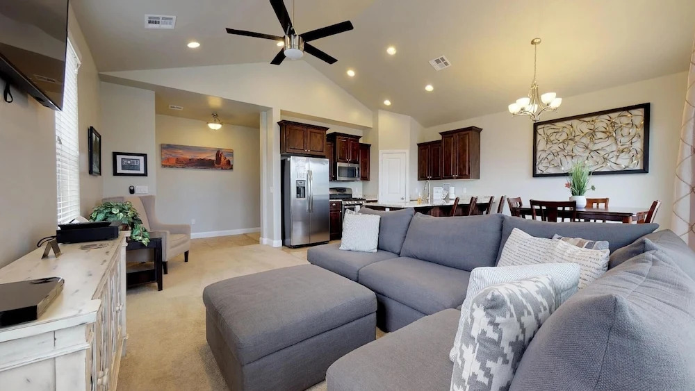 Zion's Cove 3 Bedroom Apts