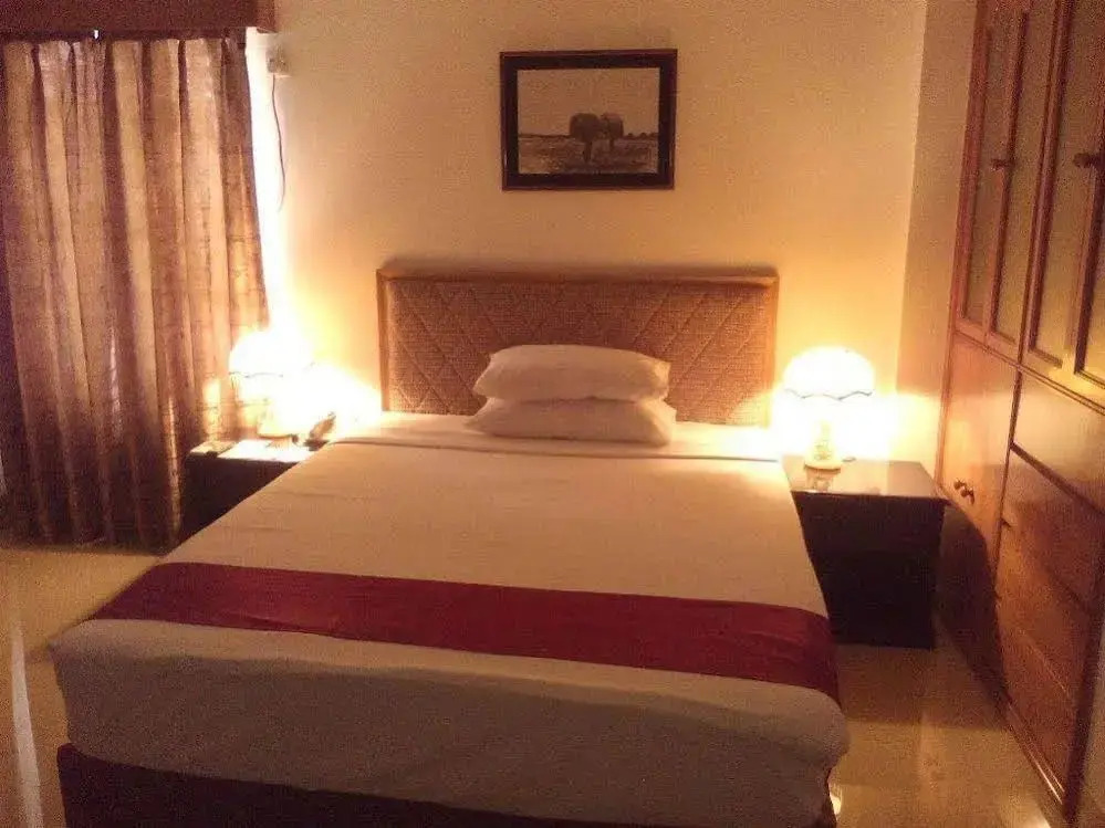 Hotel Lake Breeze