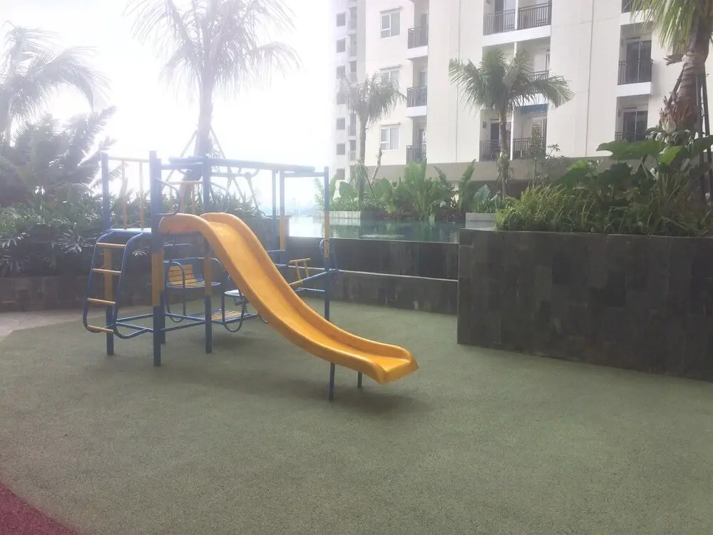 Cozy and Compact Cinere Resort Studio Apartment