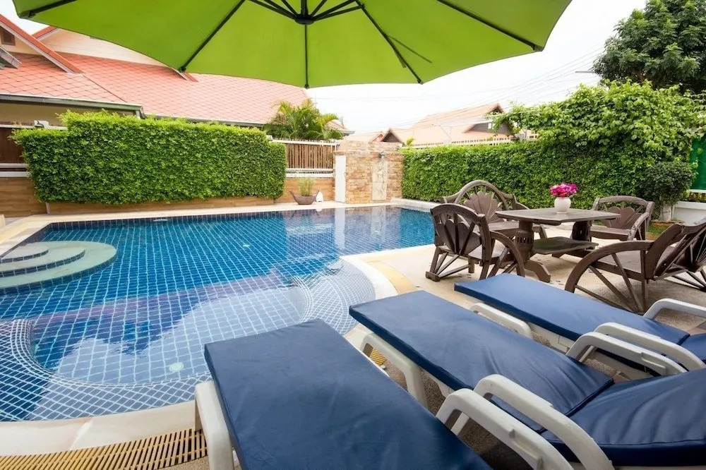 The Time Family 5 Bedroom Villa 92