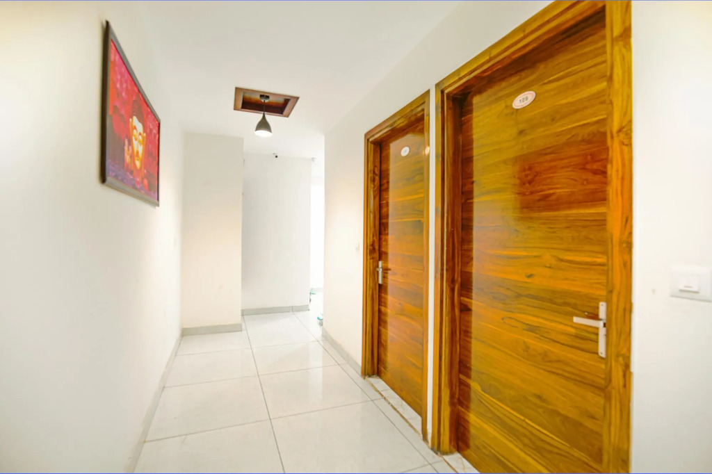 Fabhotel Stevia