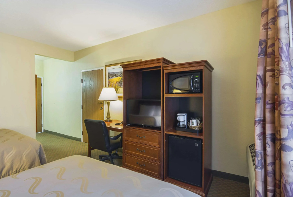 Quality Inn Fresno Yosemite Airport