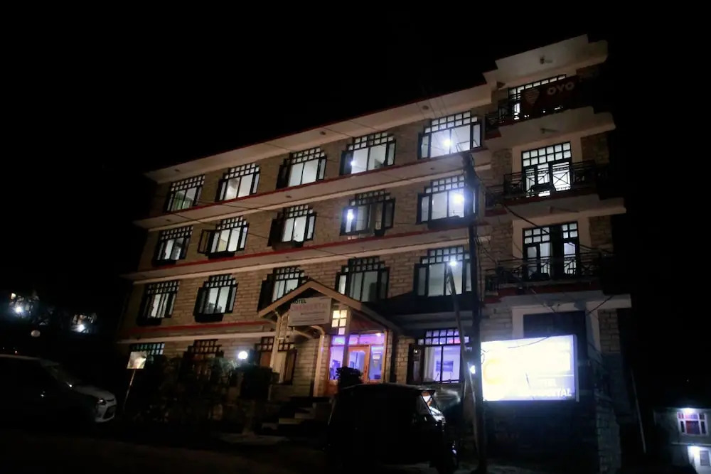 Hotel Chandertal Manali