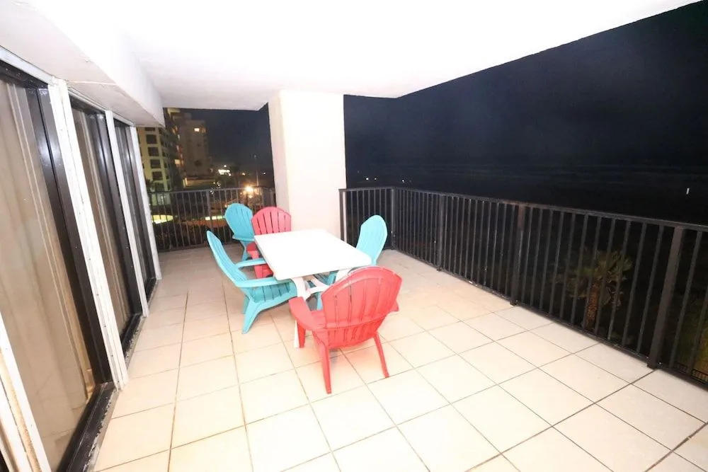 Oceanvista Condominiums by Cheap Getaway
