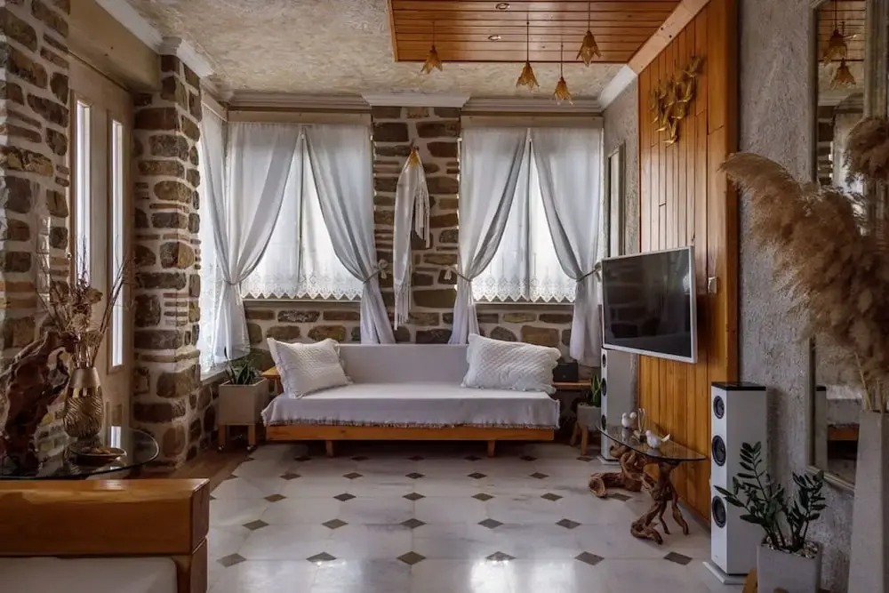 Lithos Messolongi Paradise - A Luxurious Retreat