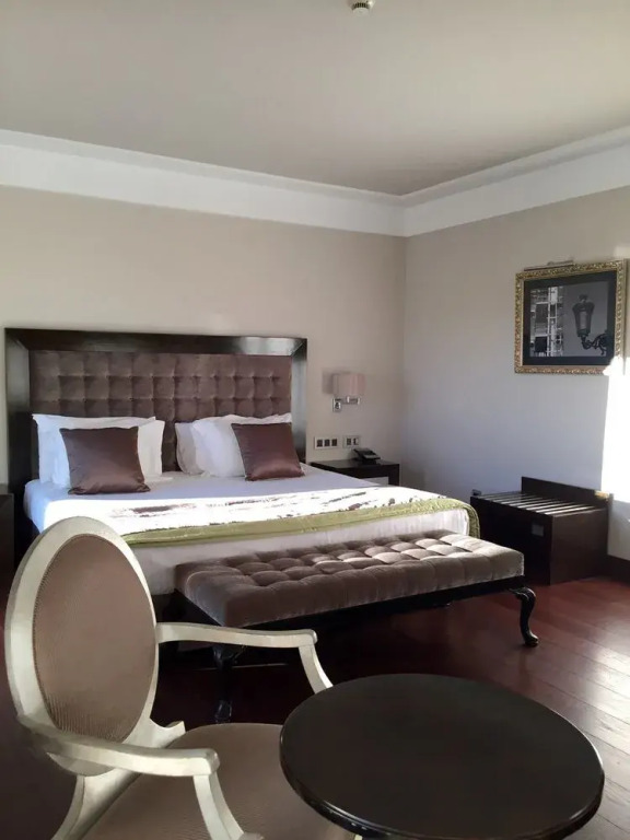 Hotel Jardín Real de Mirasierra