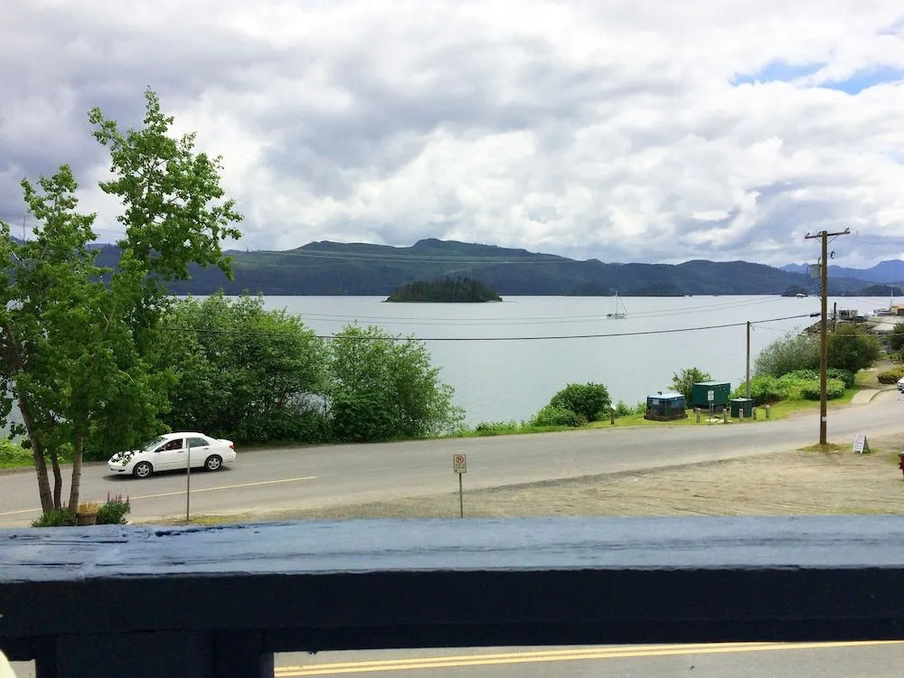 Sea Raven Motel