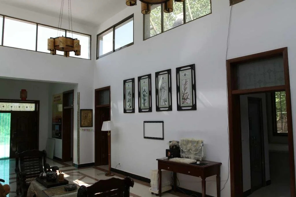Dunhuang Mountian Spring Hostel