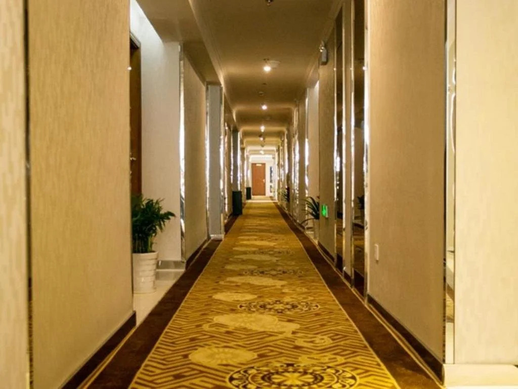 Ningbo Heshen Hotel