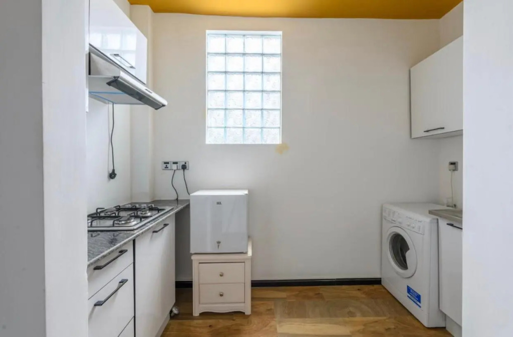 Amaze Residence luxury 2 bedroom apartment 4