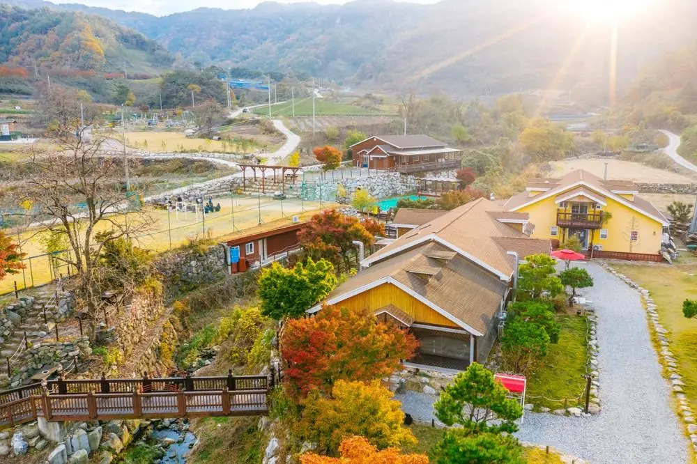 Danpoong Maul Pension