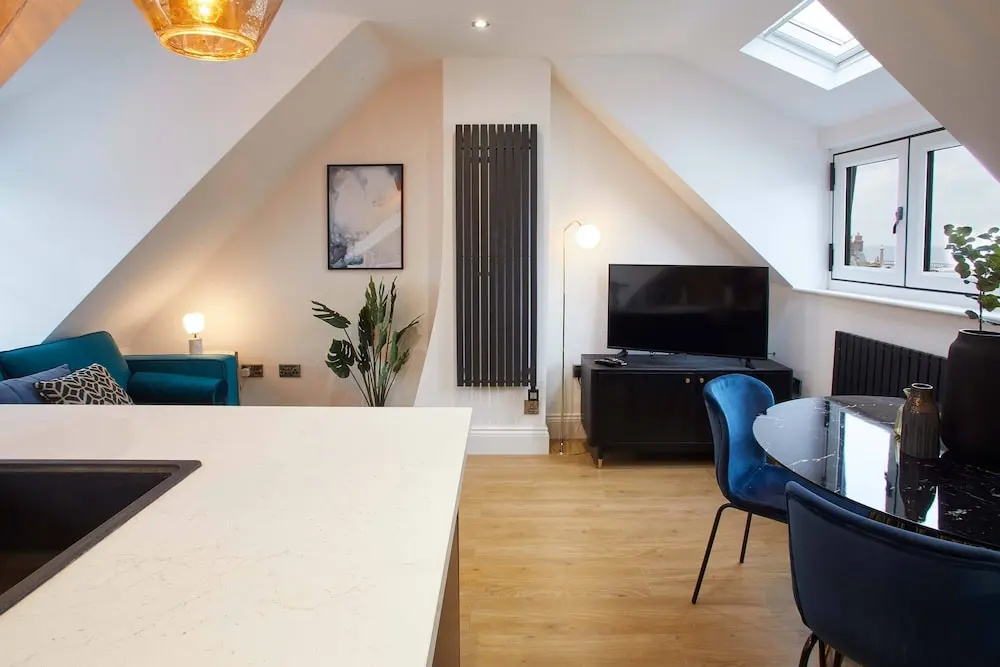 Burns Yard Apartment