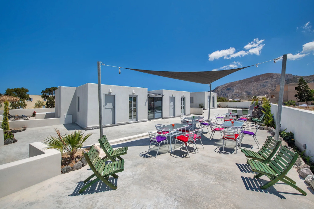 Sun Springs Suites
