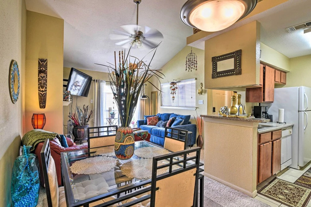 Refreshing Galveston Condo w/ 2 Balconies!