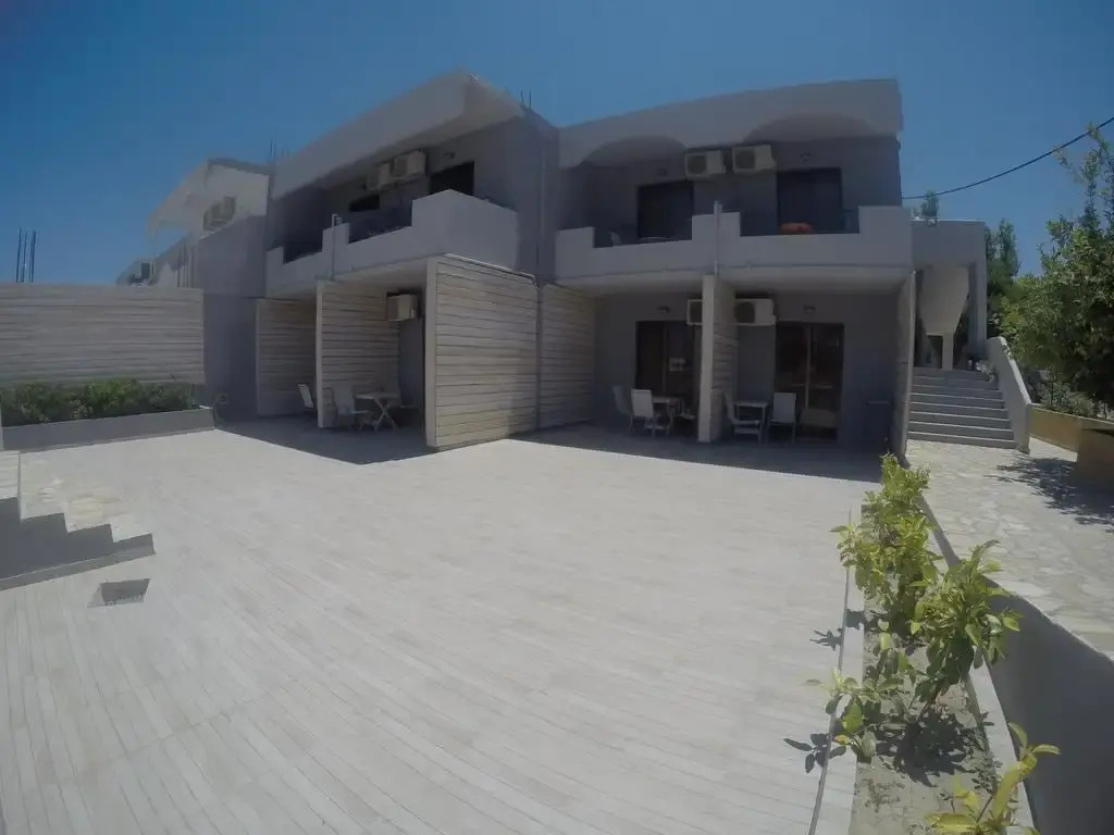 Yianna Studios