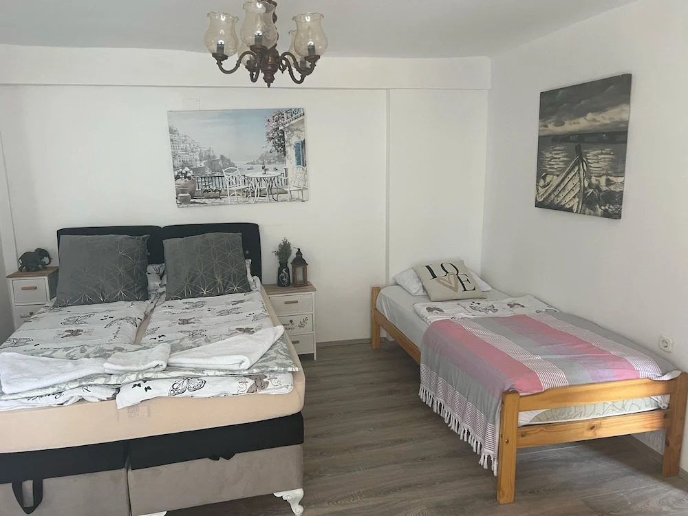 Ocean Cabins @ The Square - Saundersfoot