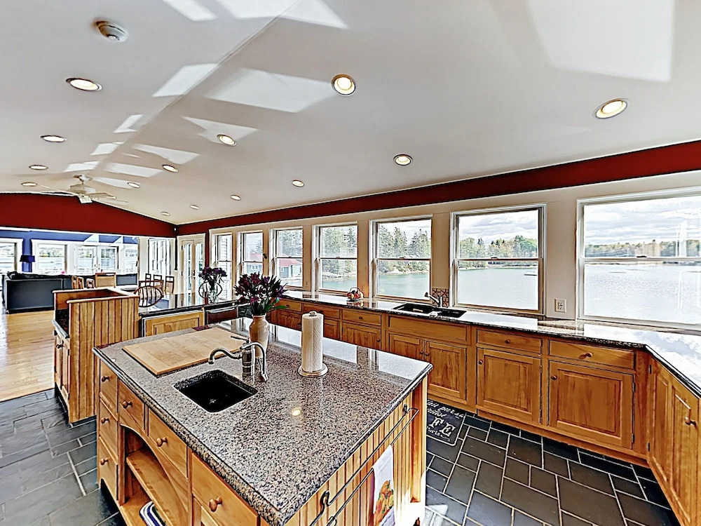 New Listing! Bayfront Getaway W/ Stunning Views 4 Bedroom Home