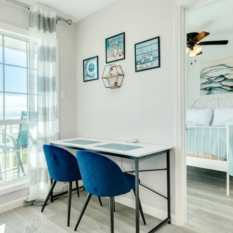 Seaside and Breezy Condo at the Victorian