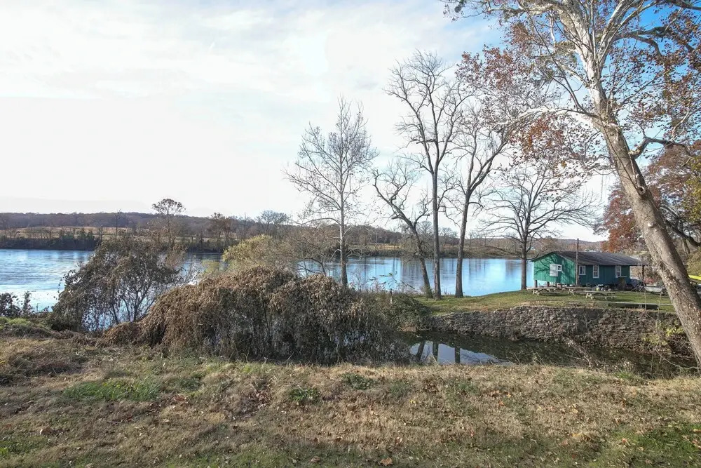 Bright Cotter Vacation Rental w/ White River Views