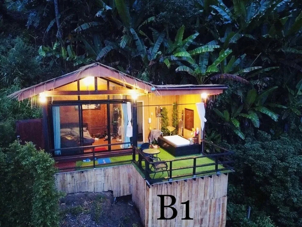 ม่อนลมหนาว โฮมเสตย์ MonLomNao Homestay