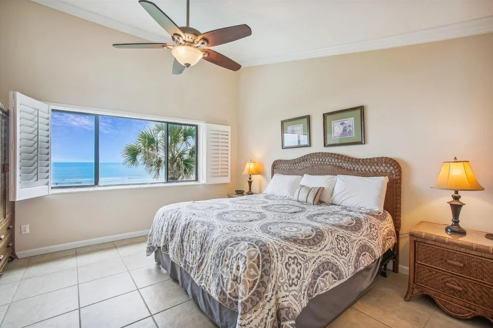 Oceanfront Bliss: Night of Lights Getaway!