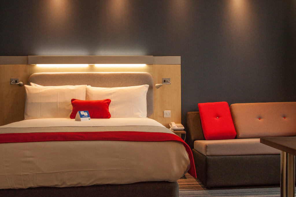 Holiday Inn Express Slough by IHG