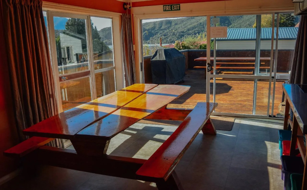 Blue Moon Lodge