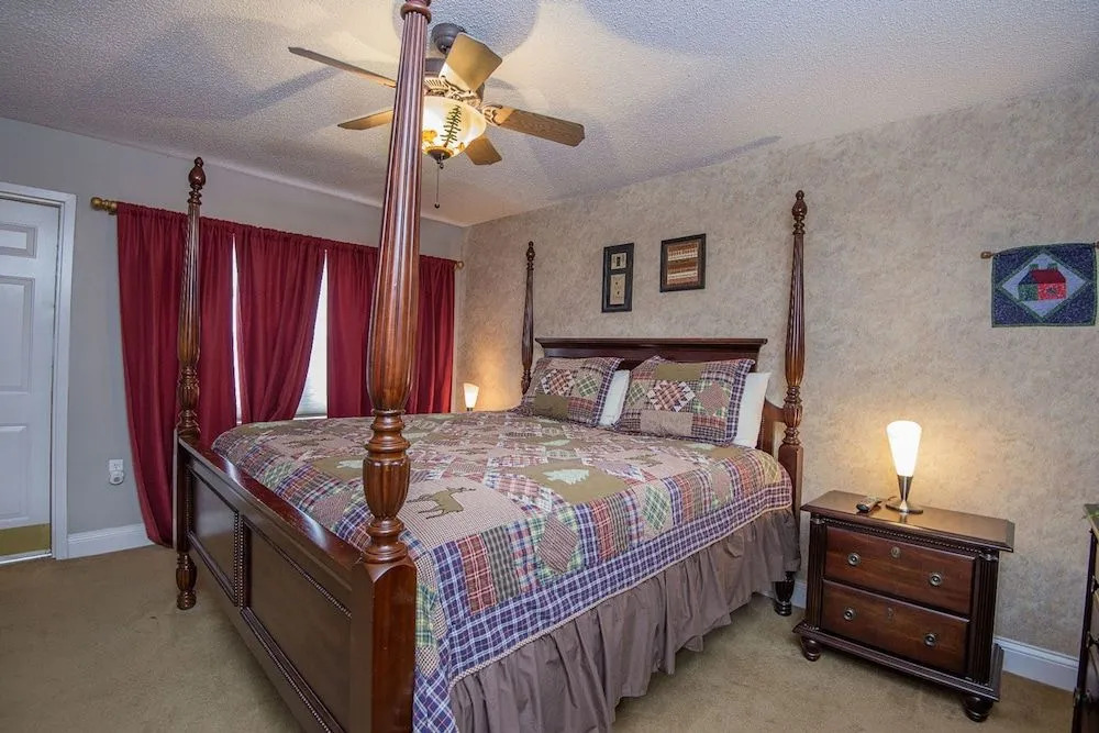 Gatehouse 203