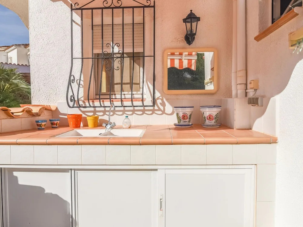 Beautiful Holiday Home With Private Swimming Pool Near the sea in Benissa