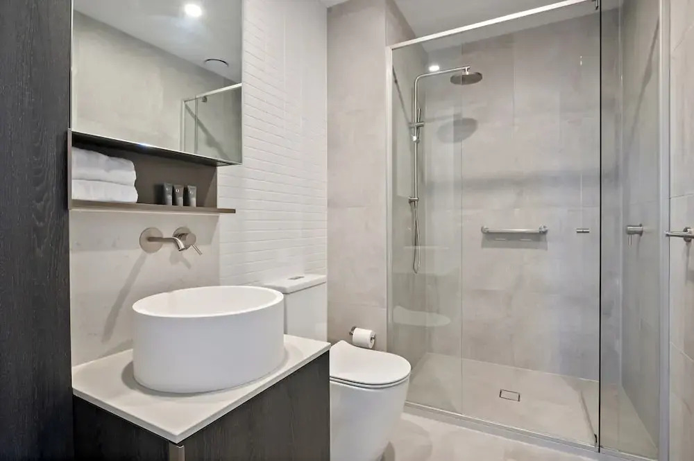 Stylish City-view Apartment With Amenities