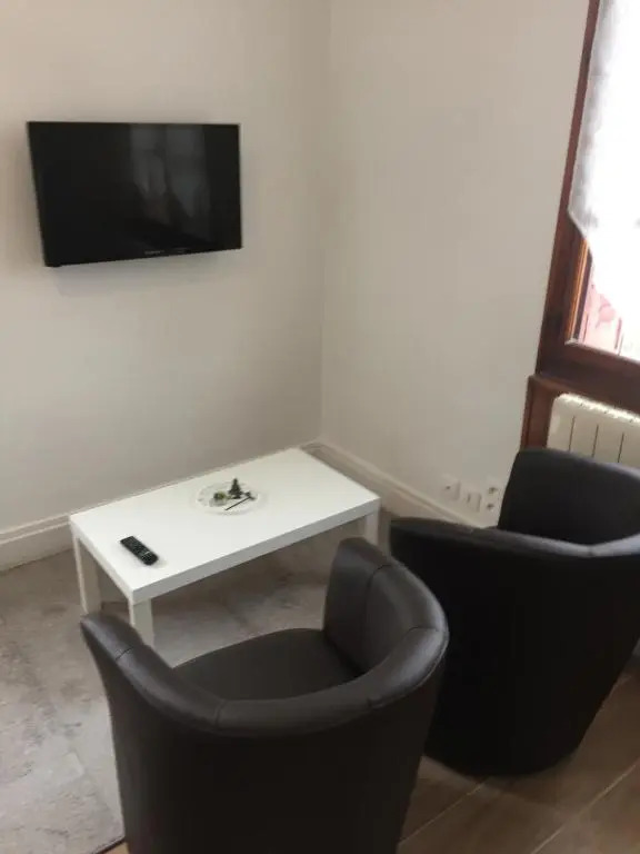 Beau studio meublé 25m2 avec parking