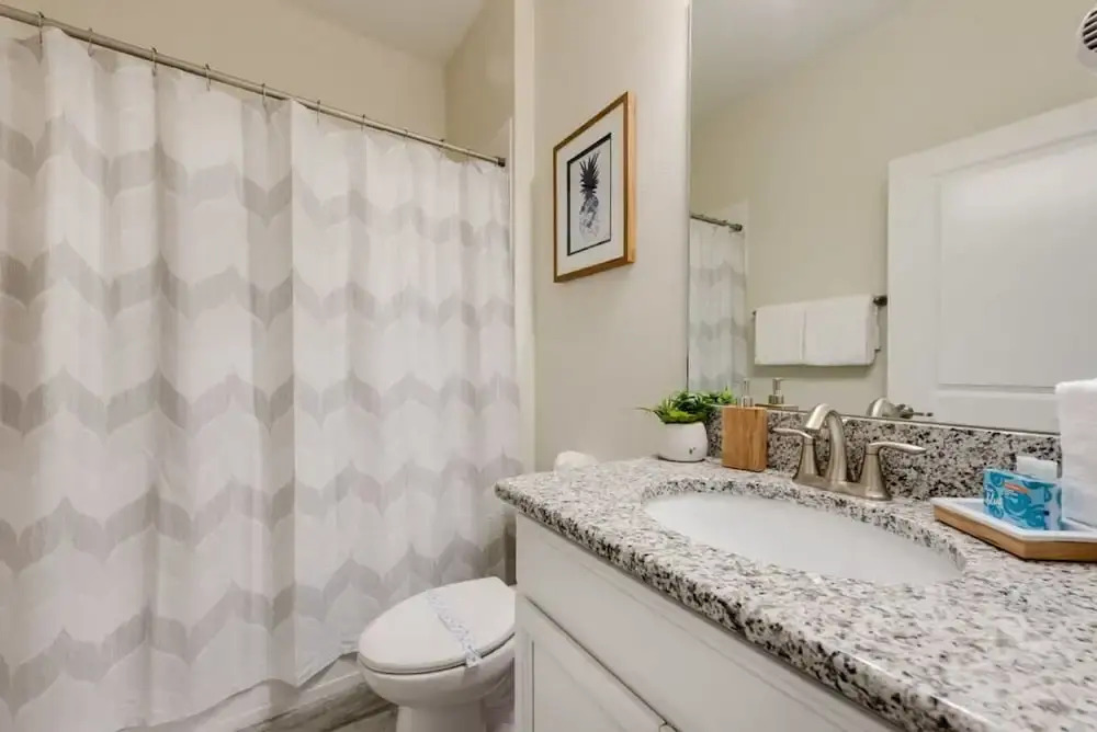 Luxury 5BR Home Private Pool Prime Location