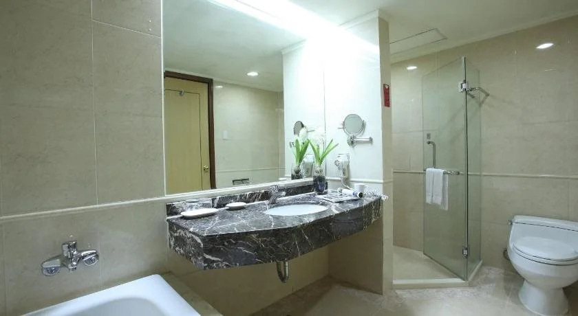Hooyai Hotel