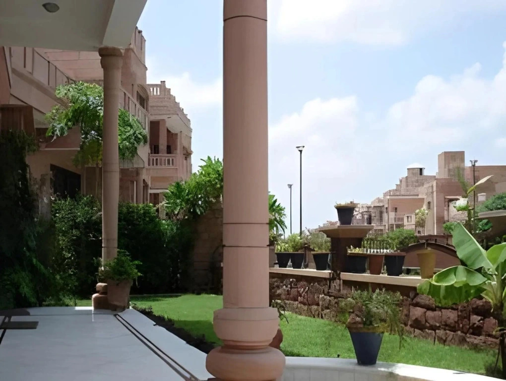 Royal Rais Guest House