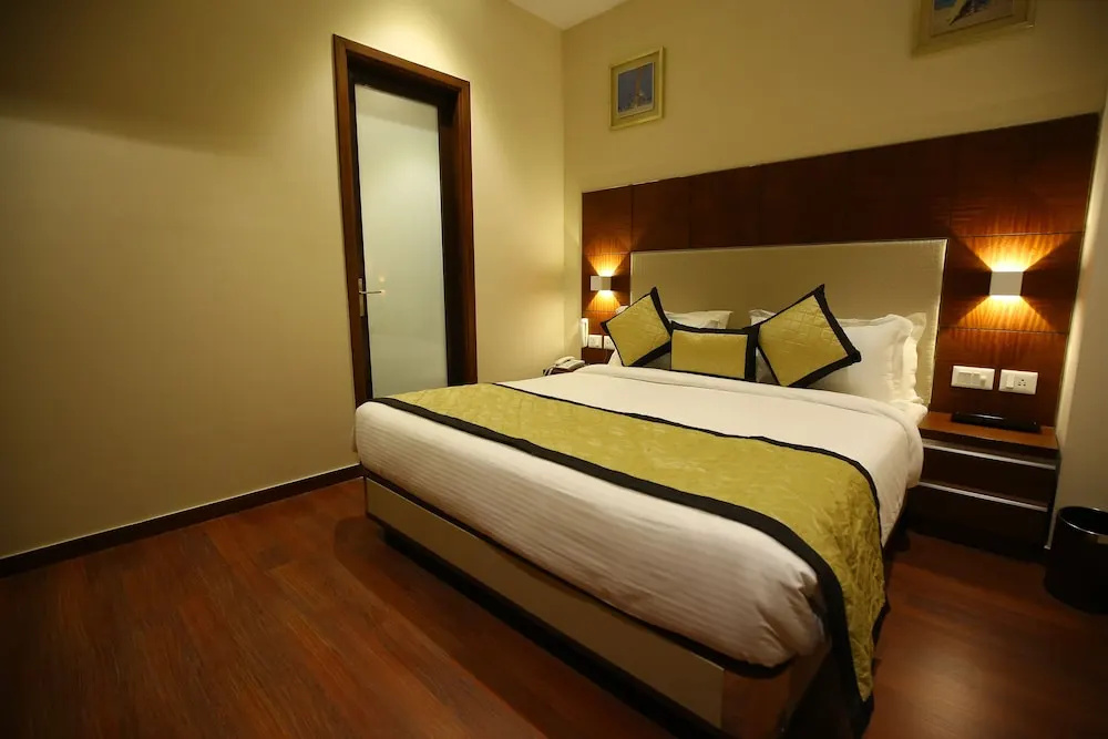 The IC's Hotel