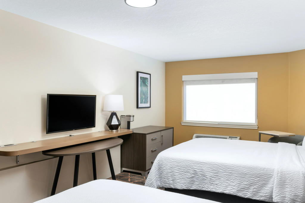Holiday Inn Redding by IHG