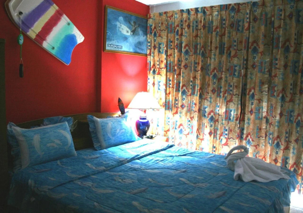 Summer Breeze Inn