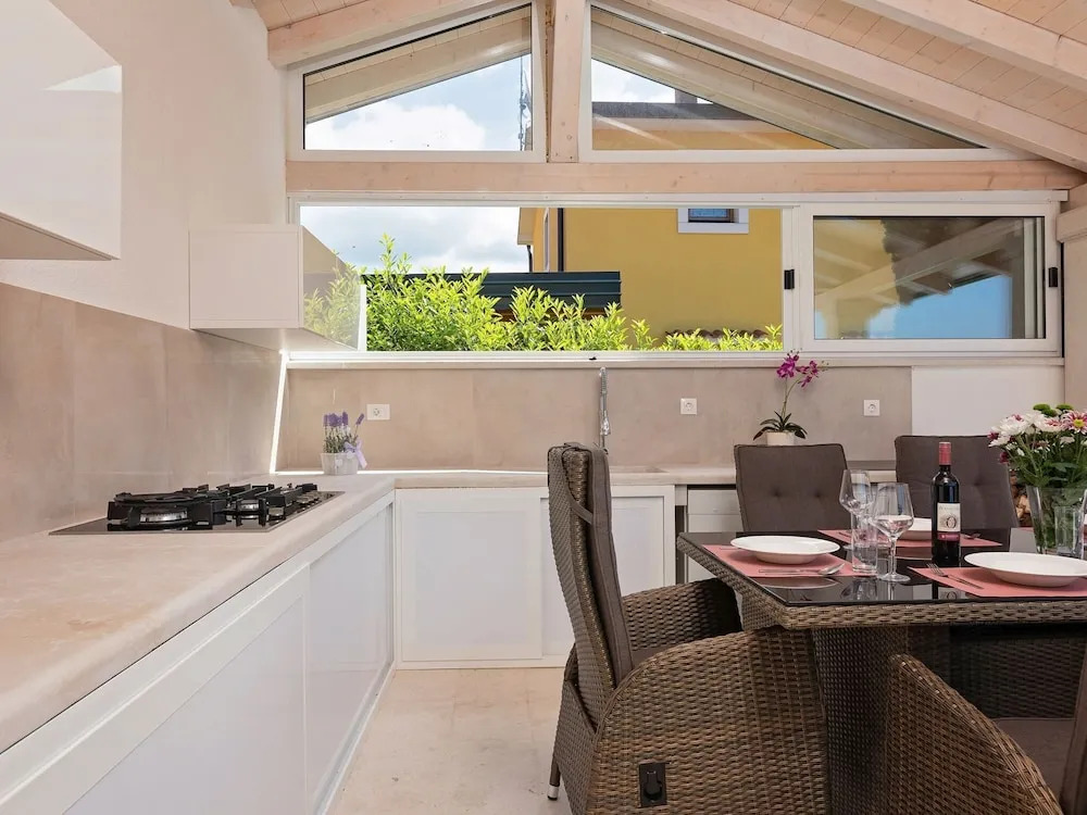 Luxury Villa With Private Pool in Porec