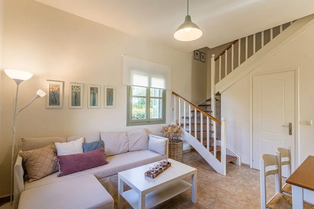Stoupa Apartments Ilias
