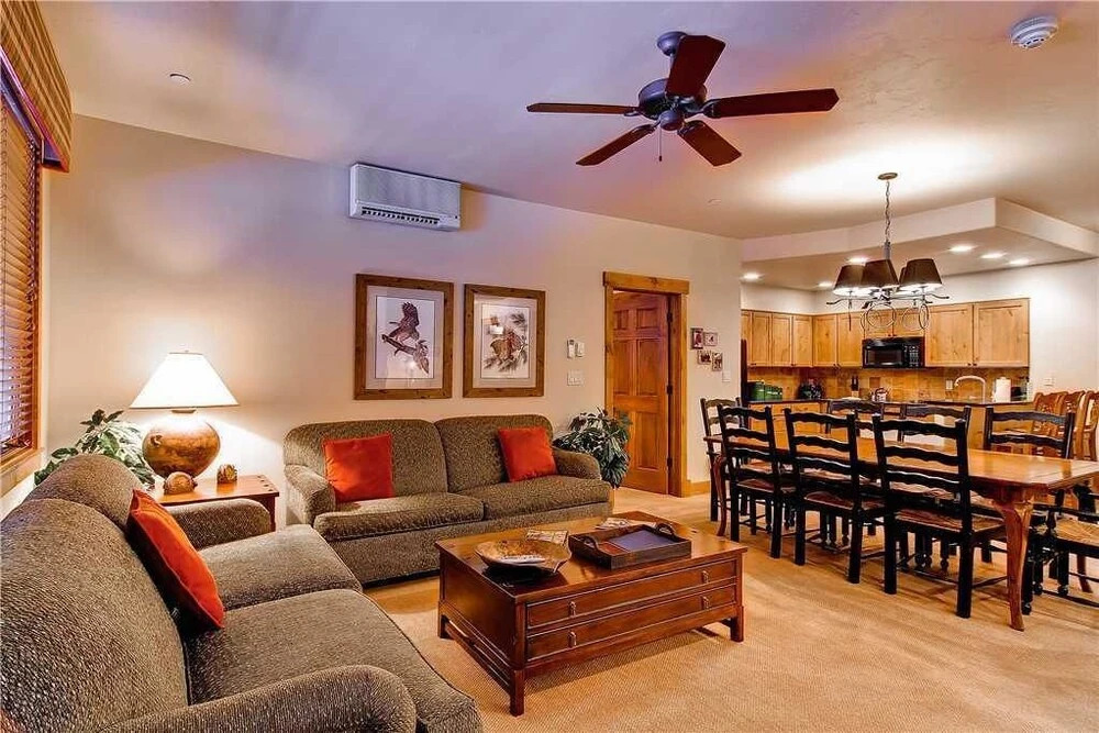 3209 Champagne Lodge, Trappeur's Crossing Apartment 3