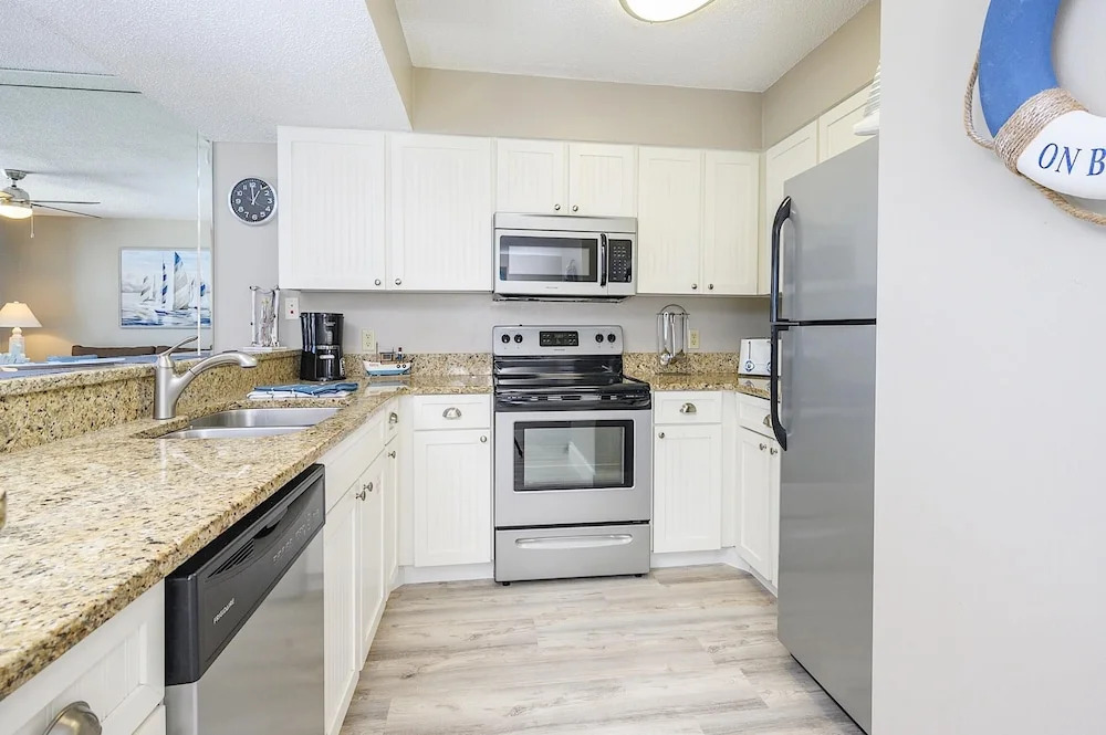 Pelican Beach Resort 308