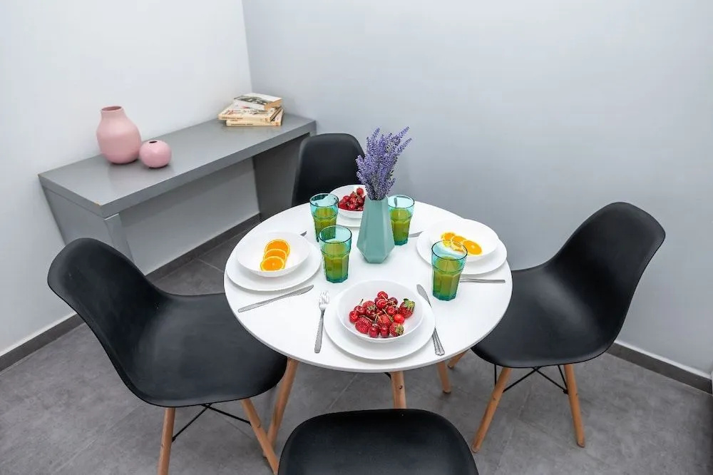 Jonathan City Apartment