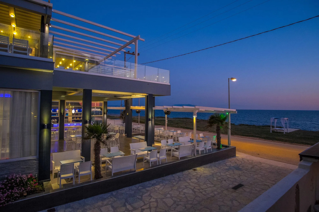 Must Boutique Hotel & Restaurant